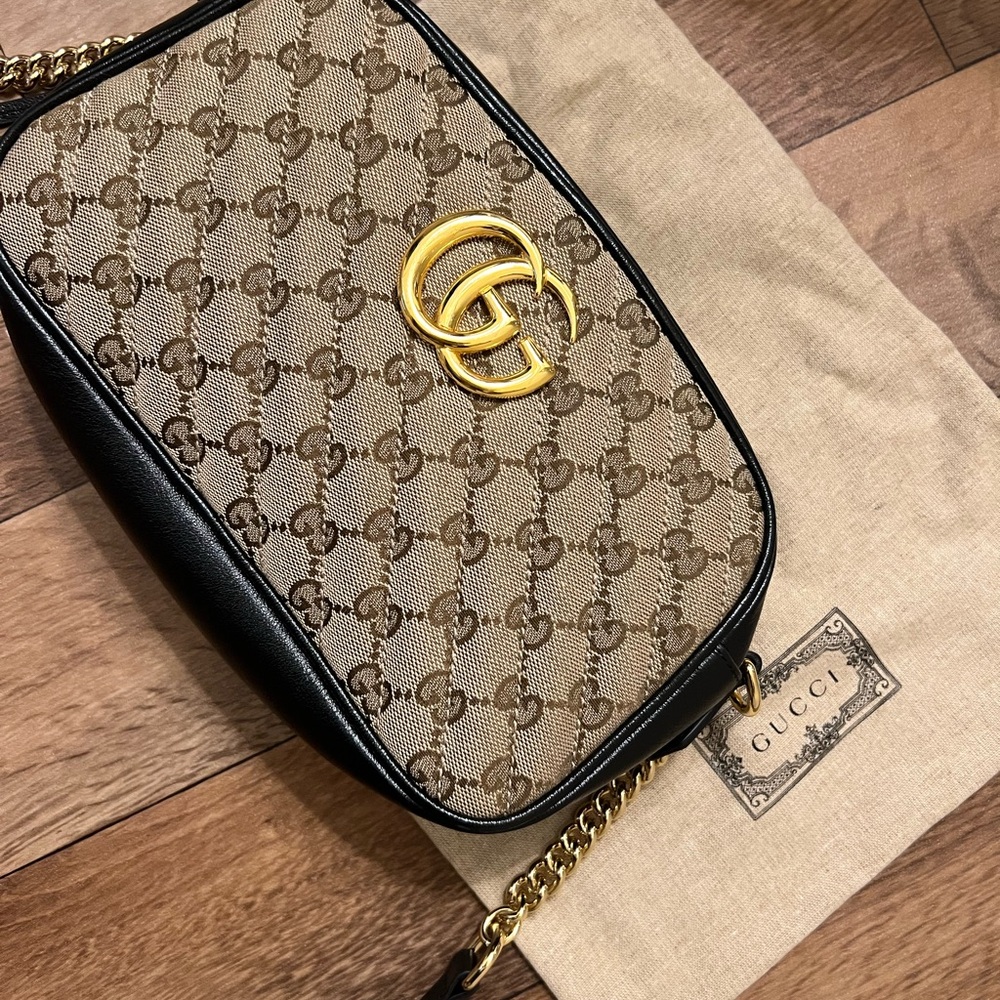 Gucci GG Canvas Marmont